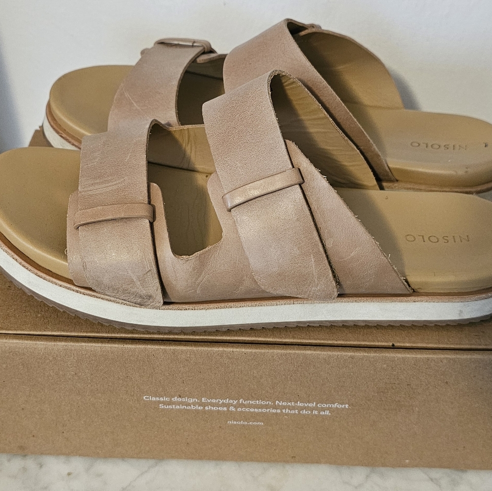 Nisolo Ella Flatform Slide